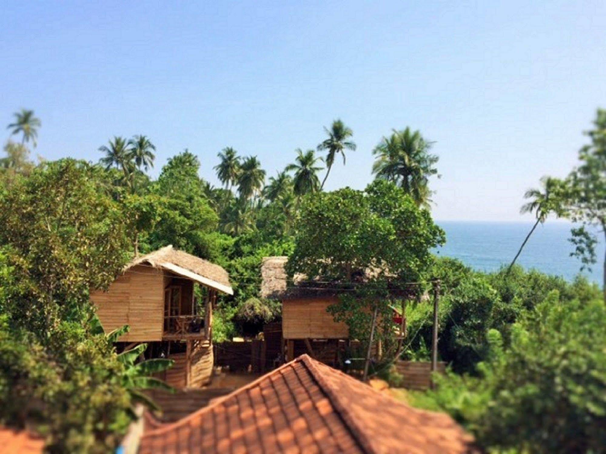 Sea View Clay House Hotel Dickwella Exterior photo